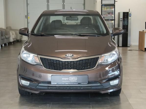 Kia Rio III Рестайлинг с пробегом 2016 года, цена 895 000 рублей, 196143 км, седан, Автокод Объявления