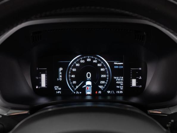 Volvo XC60 II с пробегом 2018 года, цена 3 949 000 рублей, 45225 км, внедорожник, Автокод Объявления