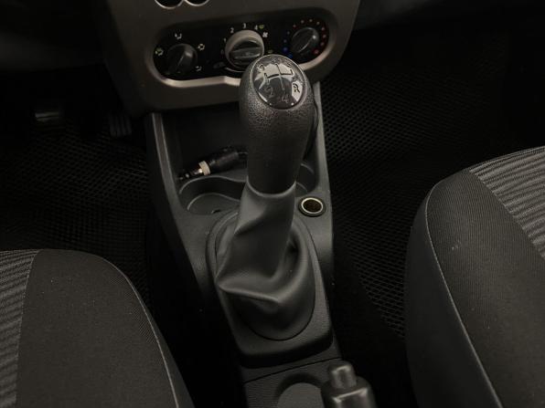 Renault Sandero I с пробегом 2012 года, цена 500 000 рублей, 221193 км, хэтчбек, Автокод Объявления