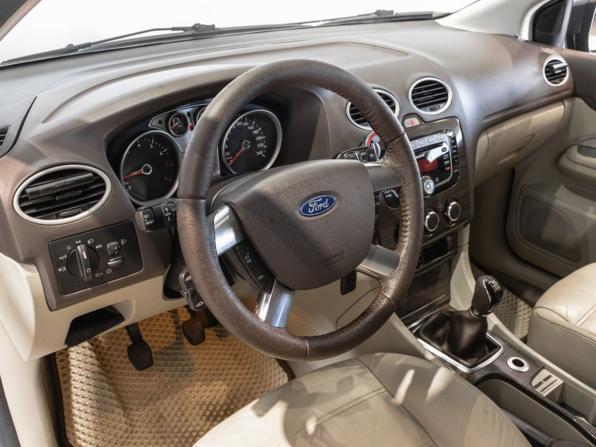 Ford Focus II Рестайлинг с пробегом 2008 года, цена 560 000 рублей, 189132 км, седан, Автокод Объявления