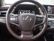 Lexus ES VII Москва  - изображение 32