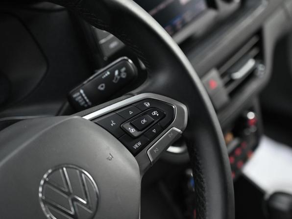 Volkswagen Polo VI с пробегом 2021 года, цена 939 000 рублей, 59787 км, лифтбек, Автокод Объявления