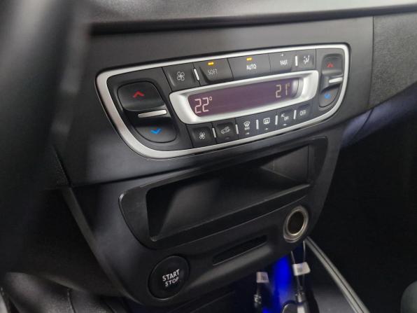 Renault Fluence I с пробегом 2013 года, цена 479 000 рублей, 327563 км, седан, Автокод Объявления
