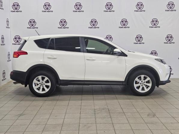 Toyota RAV4 IV (XA40) с пробегом 2015 года, цена 2 057 000 рублей, 105852 км, внедорожник, Автокод Объявления