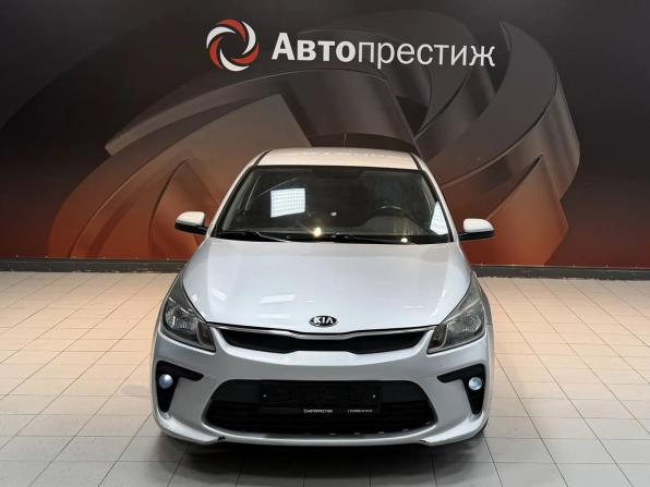 Kia Rio IV с пробегом 2018 года, цена 1 070 000 рублей, 190000 км, седан, Автокод Объявления