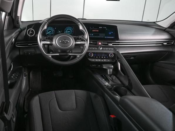 Hyundai Elantra VII (CN7) с пробегом 2021 года, цена 2 199 000 рублей, 80888 км, седан, Автокод Объявления