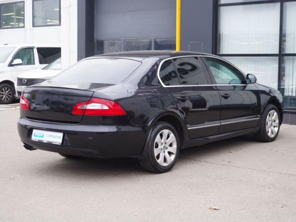 Skoda Superb II Рестайлинг с пробегом 2013 года, цена 970 000 рублей, 174914 км, лифтбек, Автокод Объявления