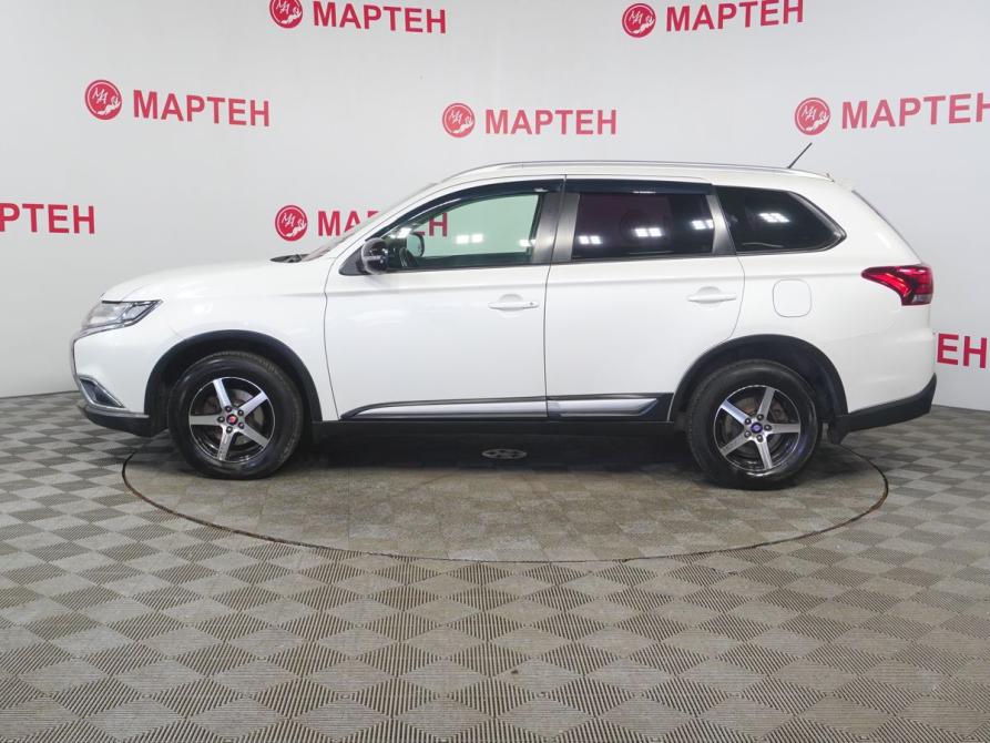Mitsubishi Outlander III Рестайлинг 2 Вологда  - изображение 8