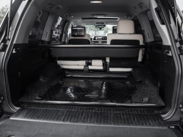 Lexus LX III Рестайлинг 2 с пробегом 2016 года, цена 6 499 000 рублей, 239708 км, внедорожник, Автокод Объявления