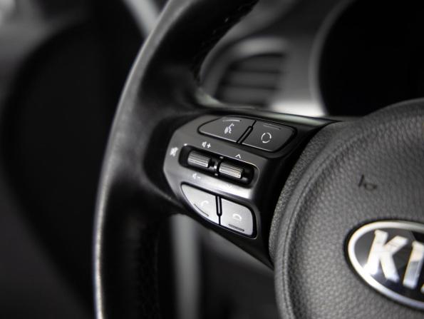 Kia Rio IV с пробегом 2018 года, цена 1 069 000 рублей, 137948 км, седан, Автокод Объявления