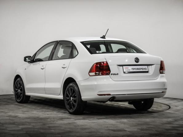 Volkswagen Polo V Рестайлинг с пробегом 2017 года, цена 949 000 рублей, 174140 км, седан, Автокод Объявления