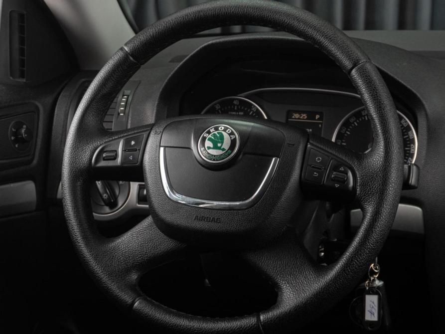 Skoda Octavia II (A5) Рестайлинг Тюмень  - изображение 16