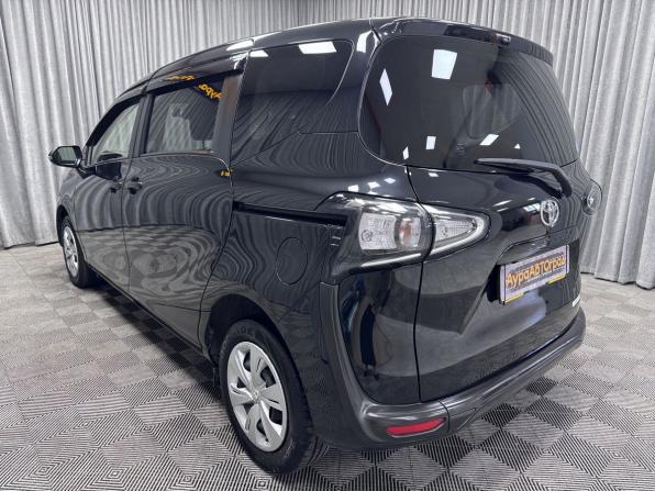 Toyota Sienta II Рестайлинг с пробегом 2020 года, цена 1 450 000 рублей, 148197 км, компактвэн, Автокод Объявления