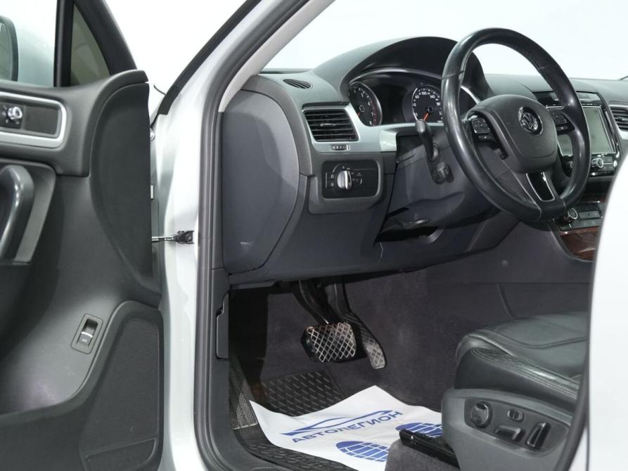 Volkswagen Touareg II Новосибирск  - изображение 20