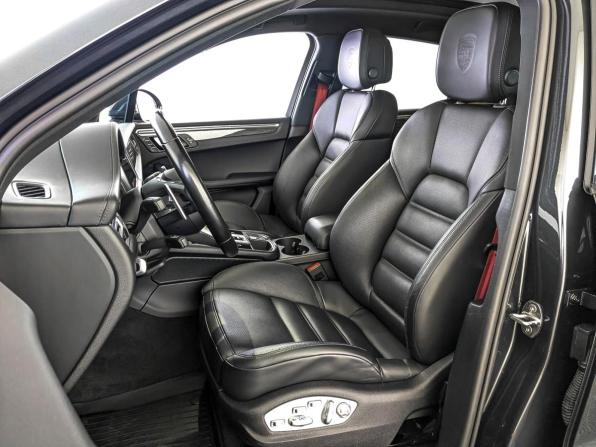 Porsche Macan I Рестайлинг 2 с пробегом 2022 года, цена 6 900 000 рублей, 74465 км, внедорожник, Автокод Объявления