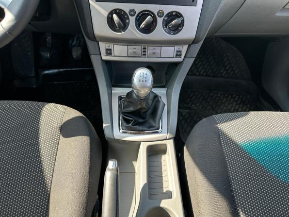 Ford Focus II Рестайлинг с пробегом 2010 года, цена 500 000 рублей, 187252 км, седан, Автокод Объявления
