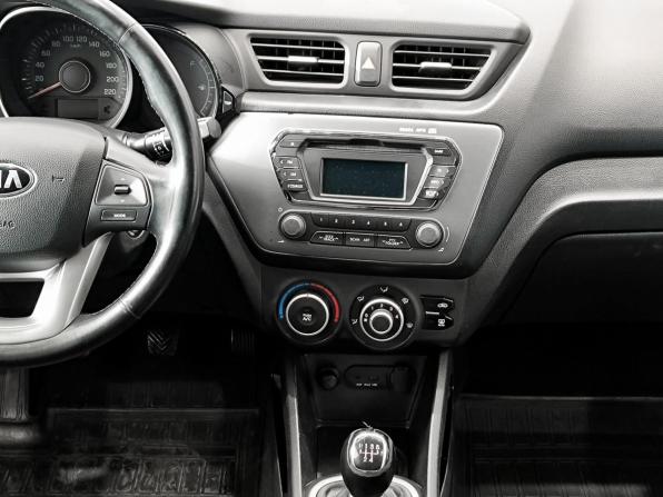 Kia Rio III с пробегом 2014 года, цена 880 000 рублей, 113286 км, хэтчбек, Автокод Объявления