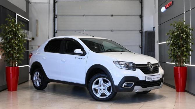 Renault Logan II Рестайлинг с пробегом 2021 года, цена 995 000 рублей, 159447 км, седан, Автокод Объявления