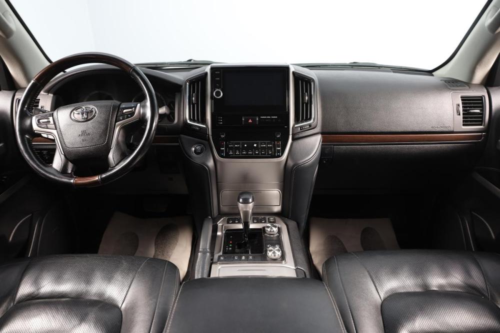 Toyota Land Cruiser 200 Series Рестайлинг 2 Новосибирск  - изображение 9
