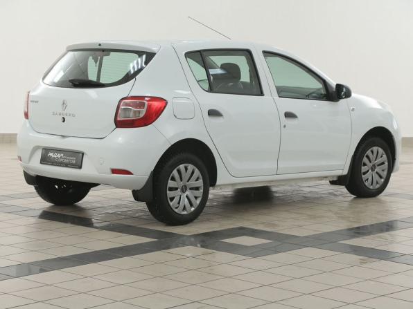 Renault Sandero II с пробегом 2014 года, цена 455 000 рублей, 205400 км, хэтчбек, Автокод Объявления
