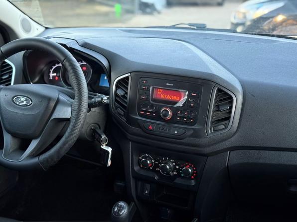Lada (ВАЗ) XRAY I с пробегом 2018 года, цена 849 000 рублей, 67262 км, хэтчбек, Автокод Объявления