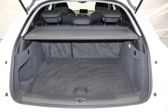 Audi Q3 I (8U) с пробегом 2013 года, цена 1 349 000 рублей, 160000 км, внедорожник, Автокод Объявления