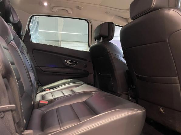 Renault Scenic IV с пробегом 2018 года, цена 1 490 000 рублей, 186130 км, компактвэн, Автокод Объявления