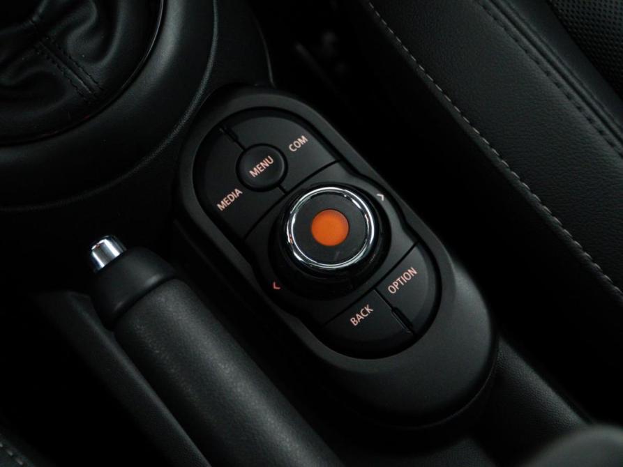 Mini Hatch III (F55/F56) Рестайлинг 2 Москва  - изображение 20