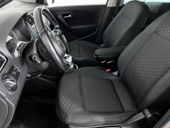 Volkswagen Polo V Рестайлинг с пробегом 2019 года, цена 1 265 000 рублей, 150000 км, седан, Автокод Объявления