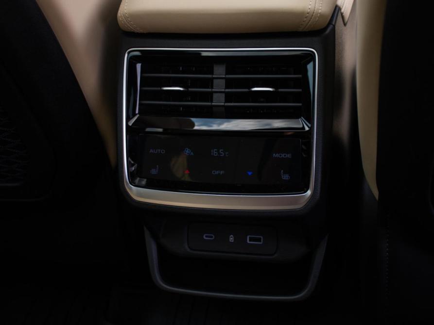 Geely Monjaro I Рестайлинг Москва  - изображение 13