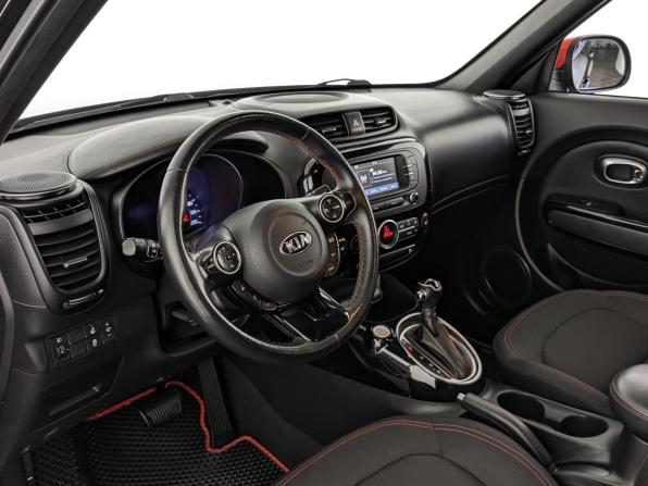 Kia Soul II Рестайлинг с пробегом 2018 года, цена 1 700 000 рублей, 77500 км, хэтчбек, Автокод Объявления