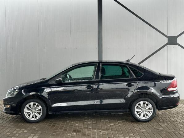 Volkswagen Polo V Рестайлинг с пробегом 2019 года, цена 1 470 000 рублей, 83658 км, седан, Автокод Объявления