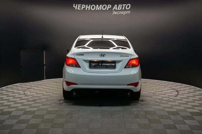 Hyundai Solaris I Рестайлинг с пробегом 2015 года, цена 920 000 рублей, 250000 км, седан, Автокод Объявления