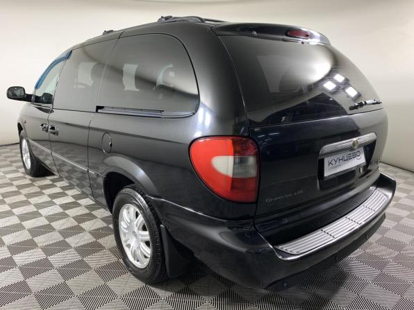 Chrysler Voyager IV Рестайлинг с пробегом 2006 года, цена 800 000 рублей, 216867 км, минивэн, Автокод Объявления