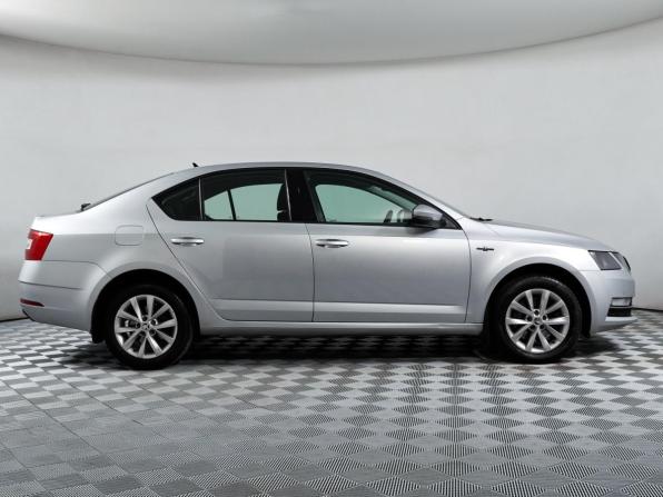 Skoda Octavia III (A7) Рестайлинг с пробегом 2019 года, цена 2 000 000 рублей, 134757 км, лифтбек, Автокод Объявления