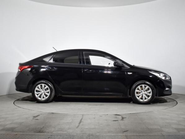 Hyundai Solaris II с пробегом 2019 года, цена 1 270 000 рублей, 98886 км, седан, Автокод Объявления