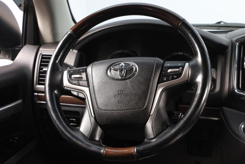 Toyota Land Cruiser 200 Series Рестайлинг 2 Новосибирск  - изображение 12