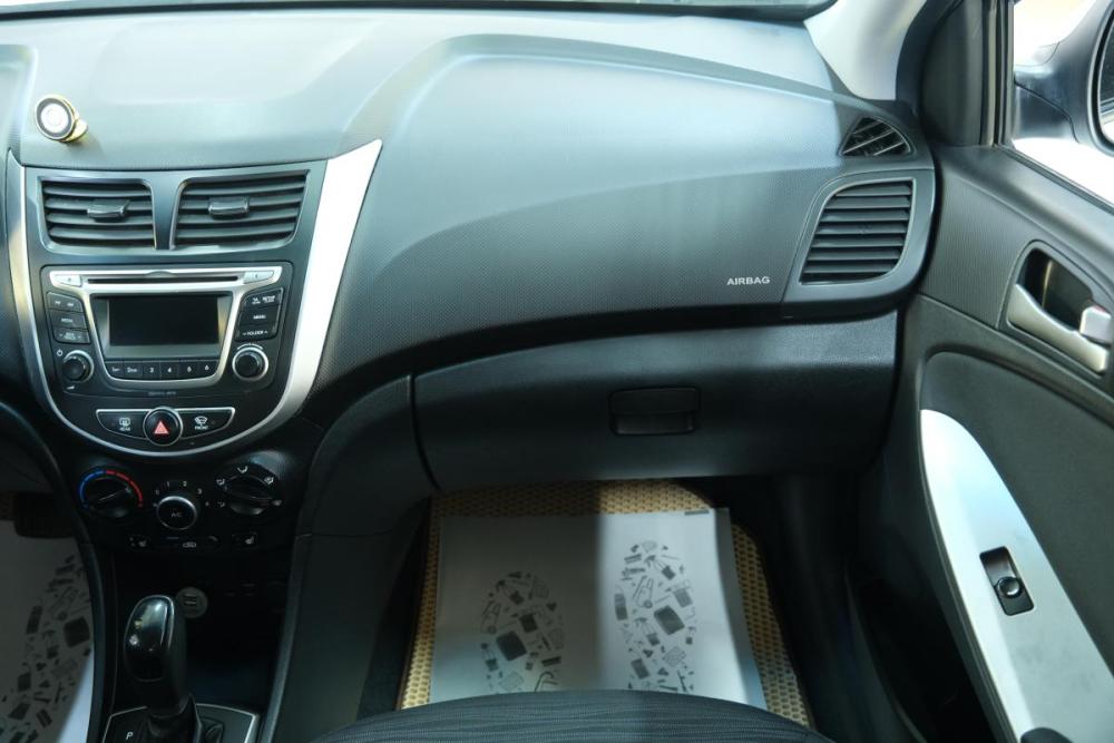 Hyundai Solaris I Рестайлинг Омск  - изображение 18