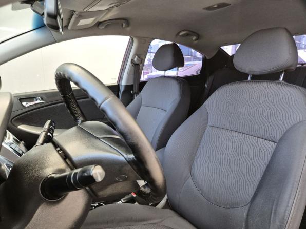 Hyundai Solaris I с пробегом 2012 года, цена 749 000 рублей, 229386 км, седан, Автокод Объявления