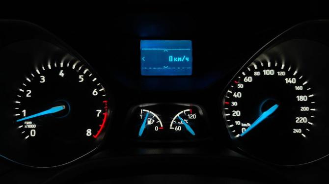 Ford Focus III с пробегом 2012 года, цена 599 000 рублей, 205181 км, хэтчбек, Автокод Объявления