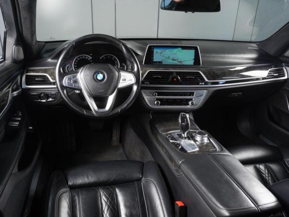 BMW 7 серии VI (G11/G12) с пробегом 2017 года, цена 4 309 000 рублей, 129081 км, седан, Автокод Объявления