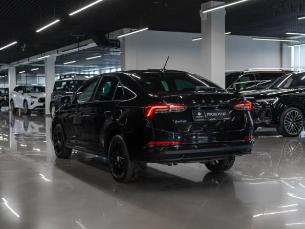 Skoda Rapid II с пробегом 2021 года, цена 1 990 000 рублей, 54506 км, лифтбек, Автокод Объявления