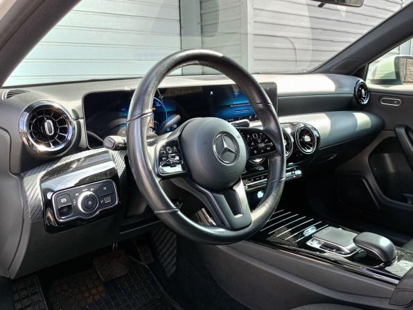 Mercedes-Benz A-Класс IV (W177) с пробегом 2019 года, цена 2 198 000 рублей, 87856 км, хэтчбек, Автокод Объявления