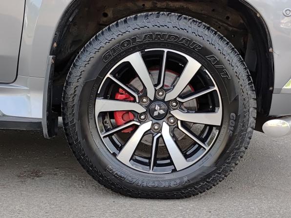 Mitsubishi Pajero Sport III с пробегом 2018 года, цена 3 099 000 рублей, 103847 км, внедорожник, Автокод Объявления