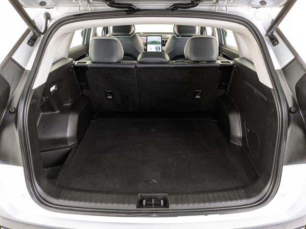Geely Atlas II с пробегом 2023 года, цена 2 400 000 рублей, 87384 км, внедорожник, Автокод Объявления