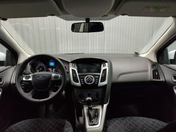 Ford Focus III с пробегом 2013 года, цена 570 000 рублей, 248900 км, хэтчбек, Автокод Объявления