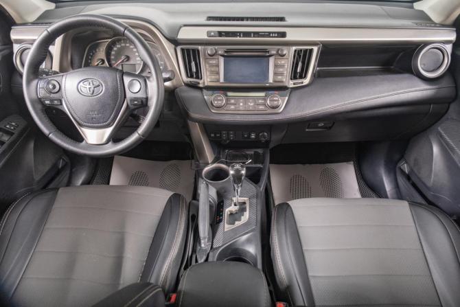 Toyota RAV4 IV (XA40) с пробегом 2015 года, цена 2 299 000 рублей, 138000 км, внедорожник, Автокод Объявления