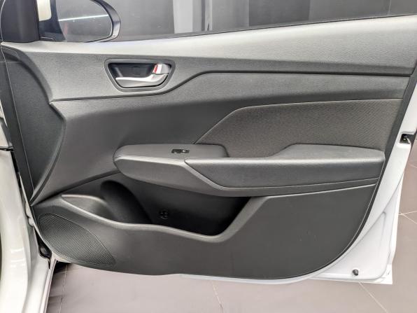 Hyundai Solaris II Рестайлинг с пробегом 2022 года, цена 1 665 000 рублей, 68204 км, седан, Автокод Объявления