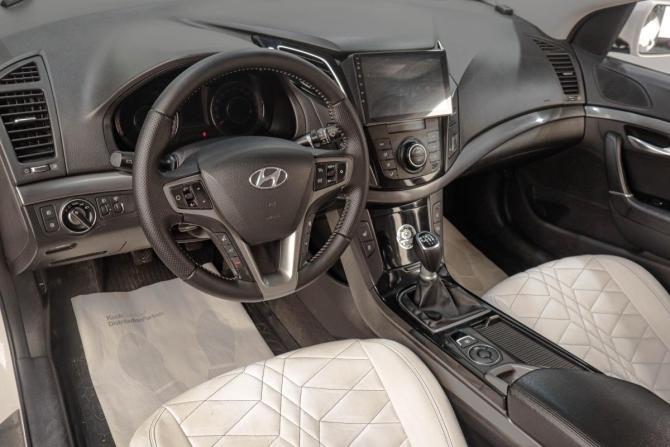 Hyundai i40 I с пробегом 2015 года, цена 1 179 000 рублей, 240000 км, седан, Автокод Объявления