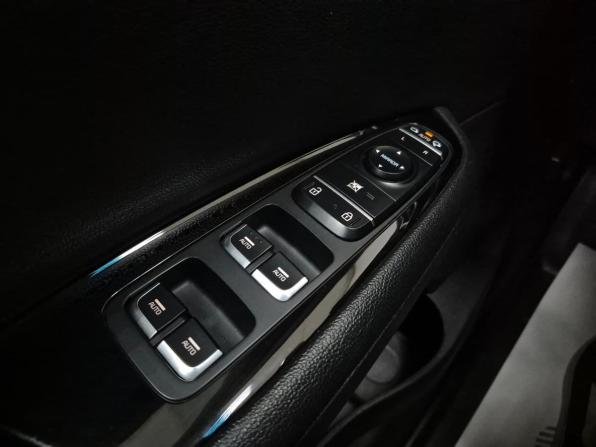 Kia Optima IV Рестайлинг с пробегом 2019 года, цена 1 850 000 рублей, 156551 км, седан, Автокод Объявления